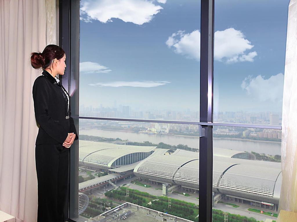 Heefun Apartment Gz -Poly World Trading Center-Walking Distance To Canton Fair ภายนอก รูปภาพ